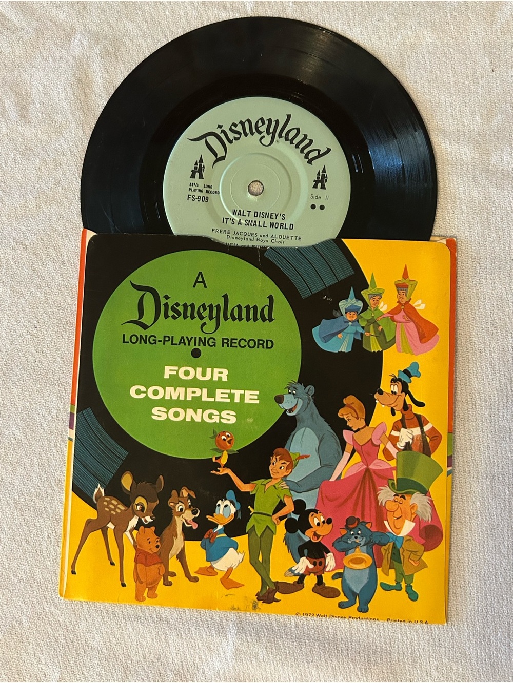 Vintage Disneyland 7” Vinyl Record 4 Songs 33 1/3 RPM